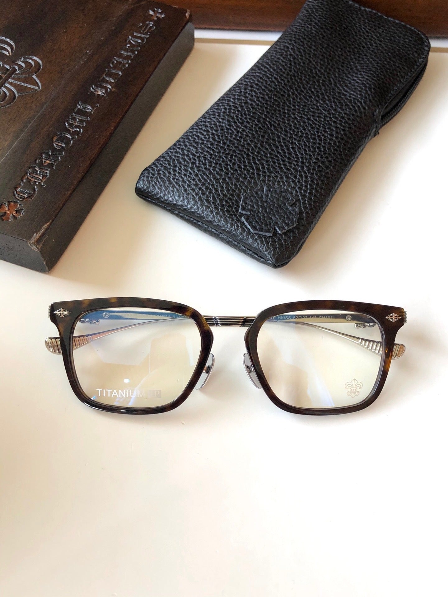 CHH Chrome Hearts Glasses Stylish and Simple Ultra Light Pure Titanium Glasses Frame