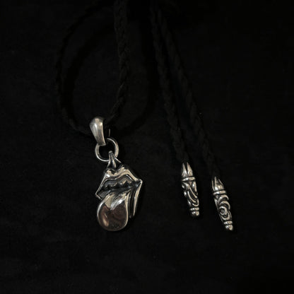 Chrome Hearts bullet-shaped six-pointed star tongue style leather rope necklace