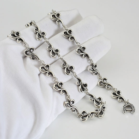 Retro distressed lily of the valley necklace