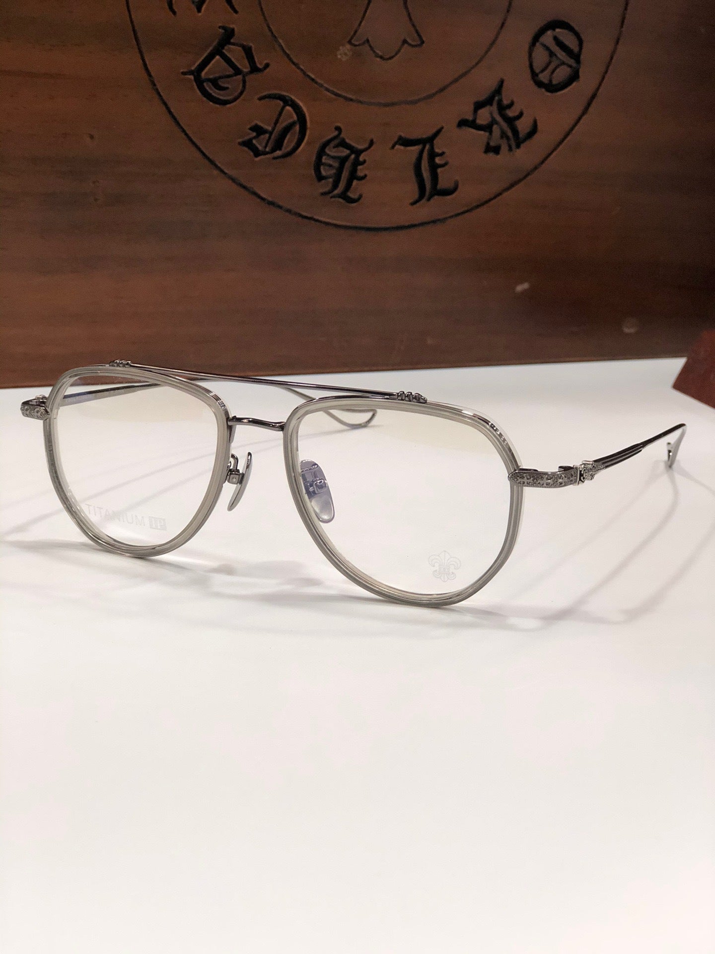 CHH Chrome Hearts Glasses Vintage Fashion Exquisite Titanium Ultra Light Toad Mirror