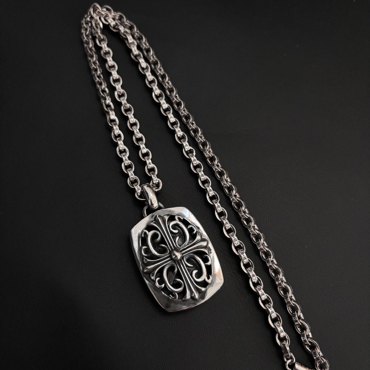 Chrome Hearts Crusader flower square pendant