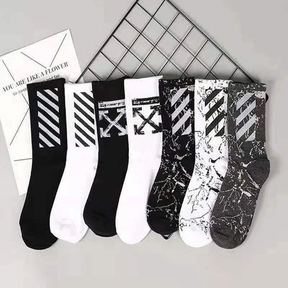 2 Pairs Mens Womens Off Arrow Crew Socks White XX Comfort Breathable Causal Sock